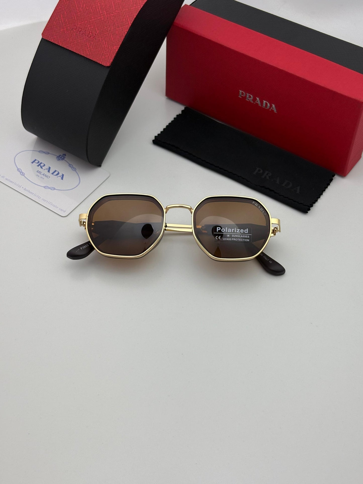 PRADA SUNGLASS