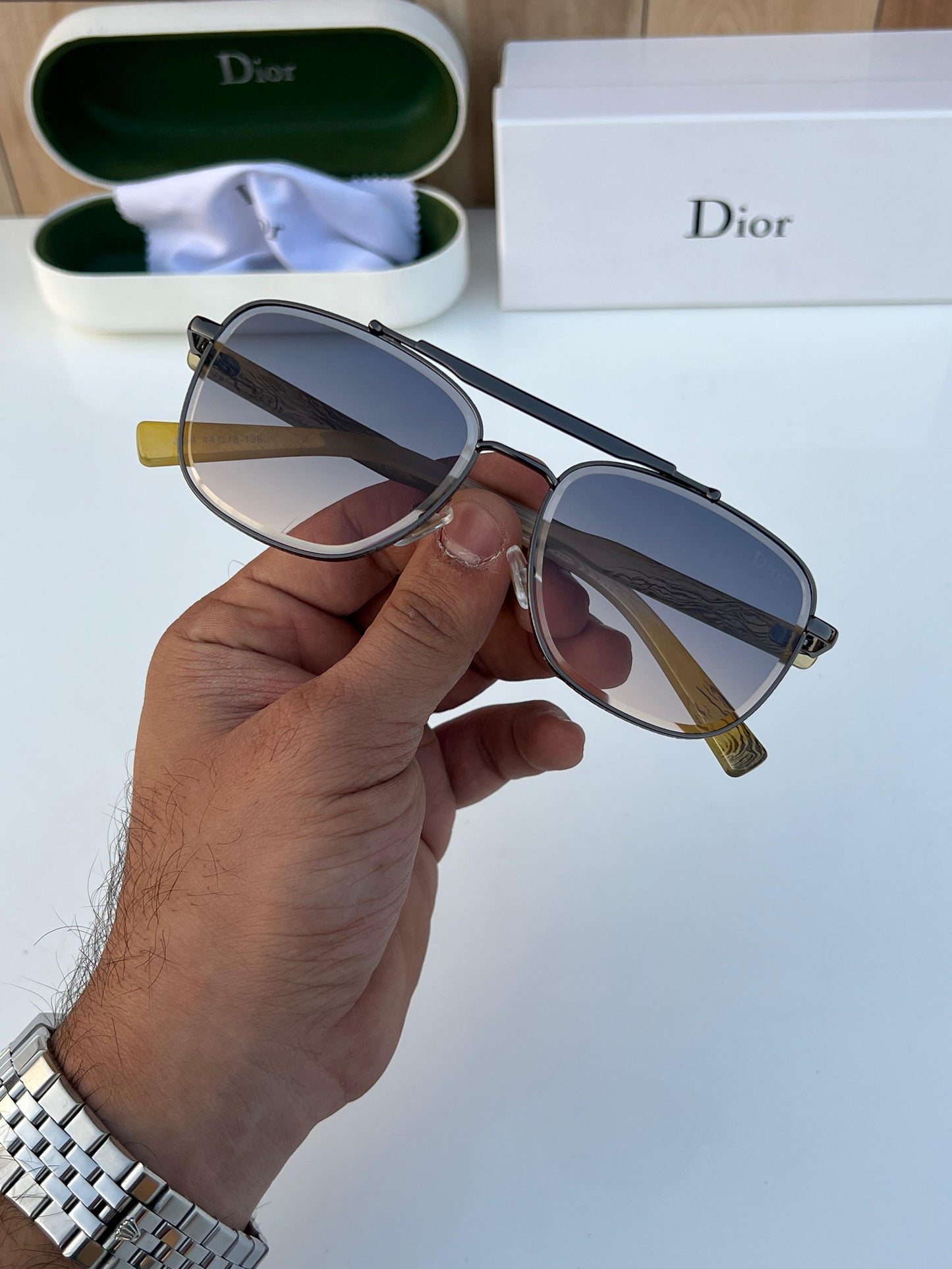 DIOR SUNGLASS