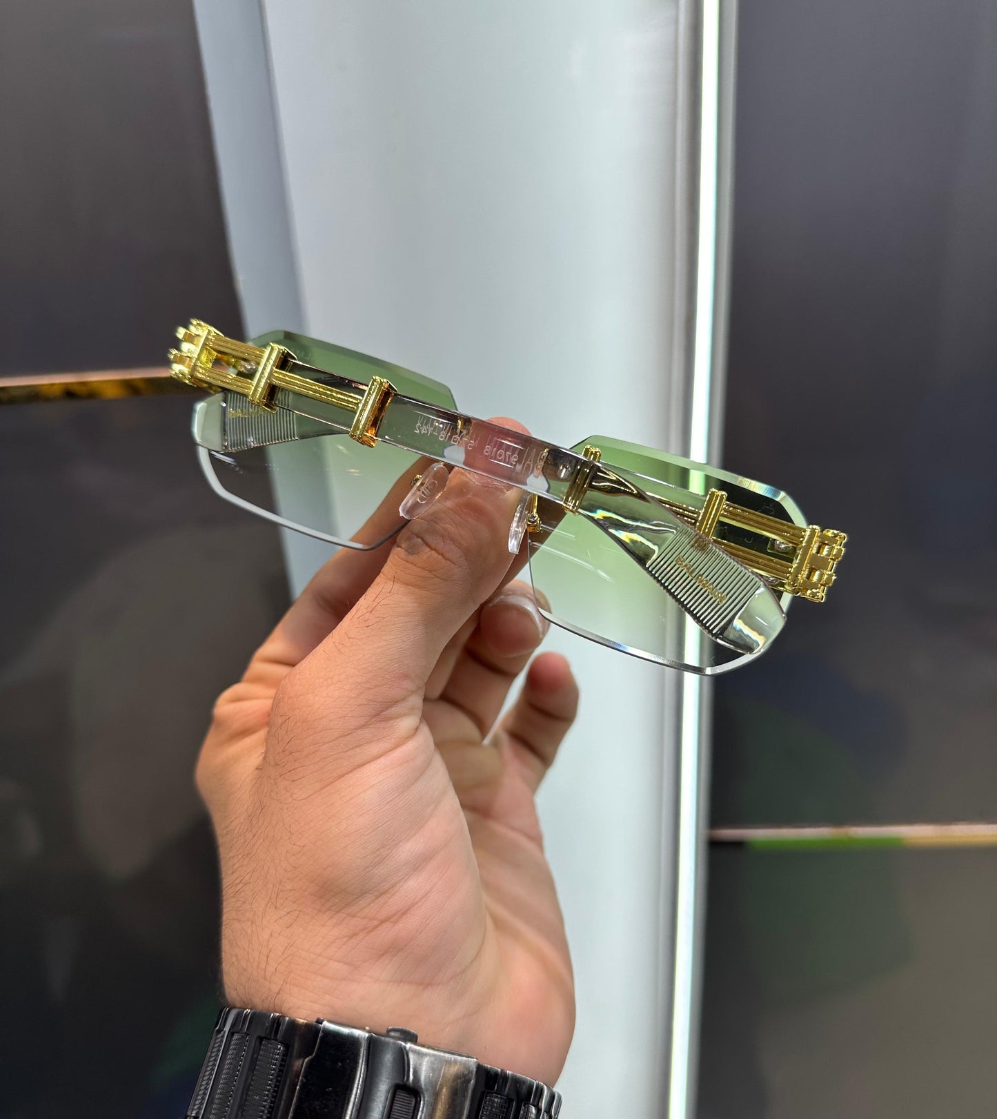 ARMANI BLACK SUNGLASSES