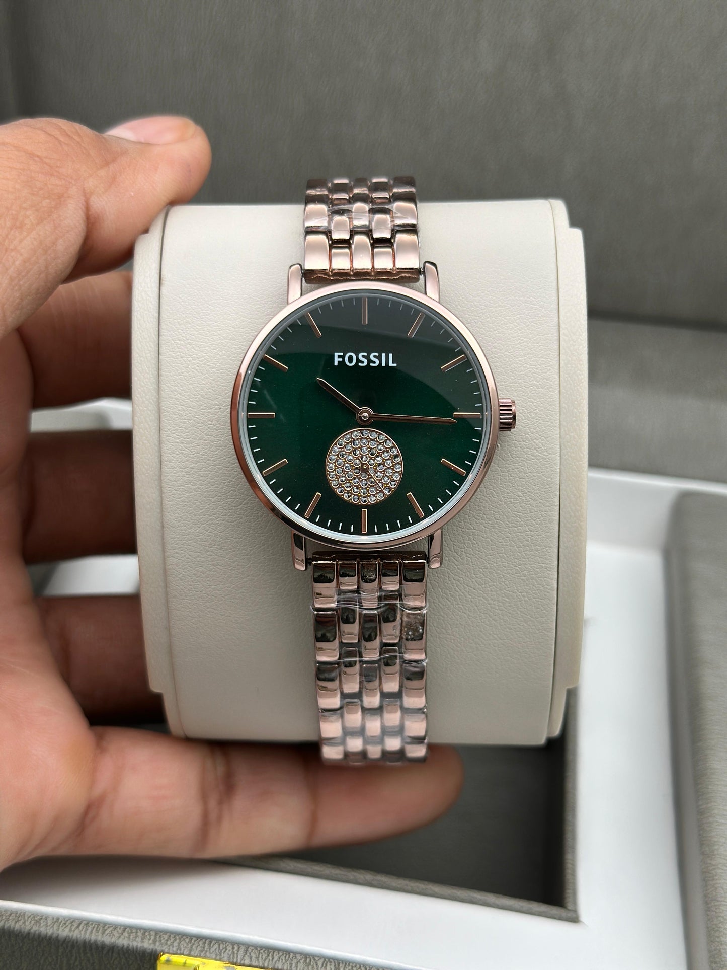 FOSSIL LADIES WATCH