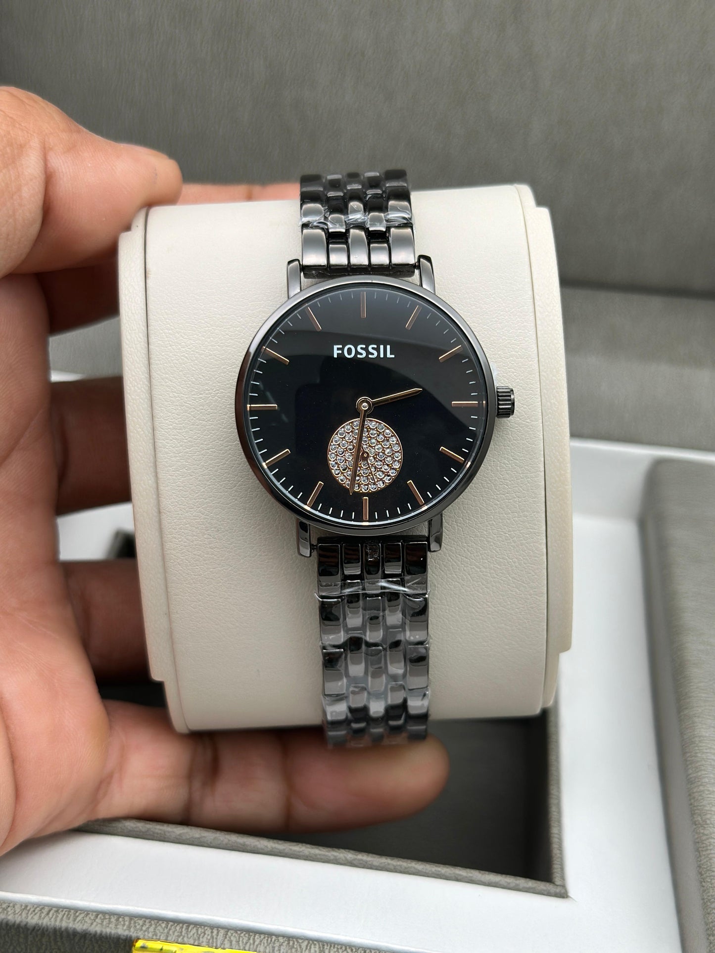 FOSSIL LADIES WATCH
