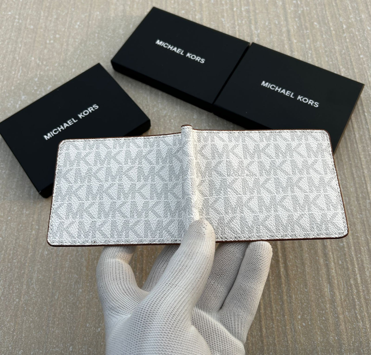 MICHAEL KORS WALLET
