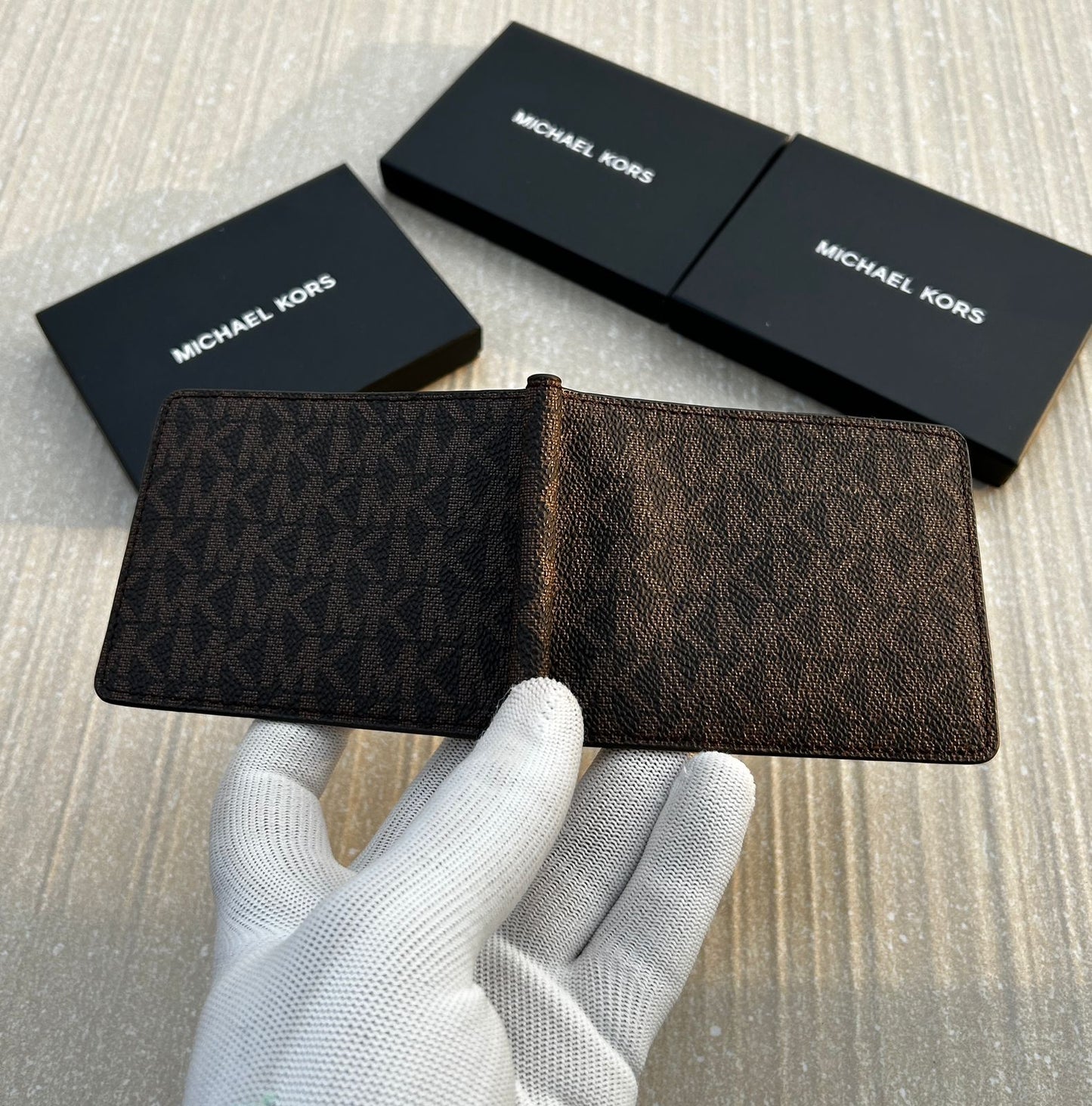 MICHAEL KORS WALLET