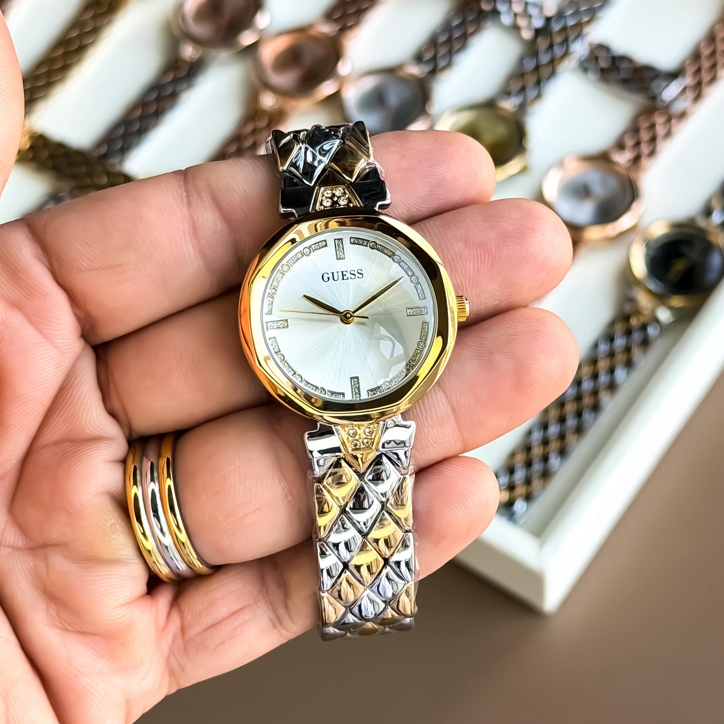 GUCCI WATCH