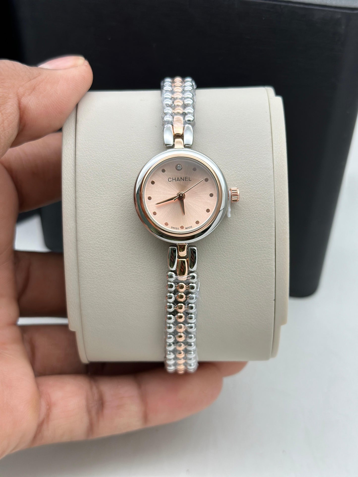 LADIES WATCH