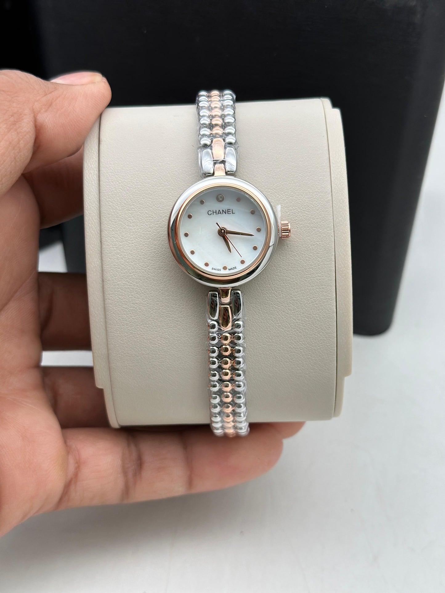 LADIES WATCH