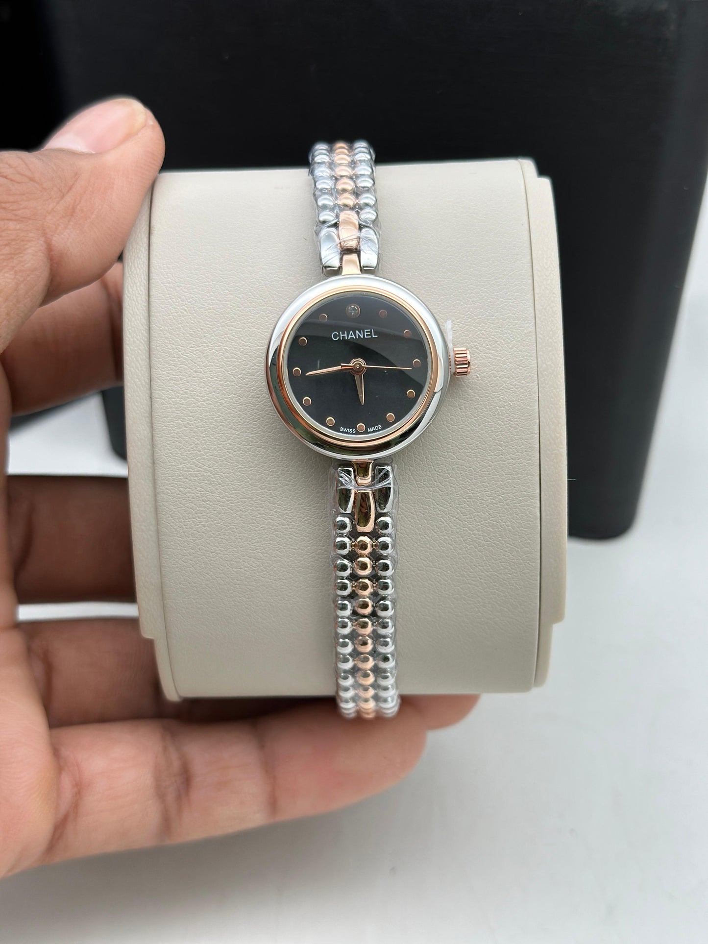 LADIES WATCH