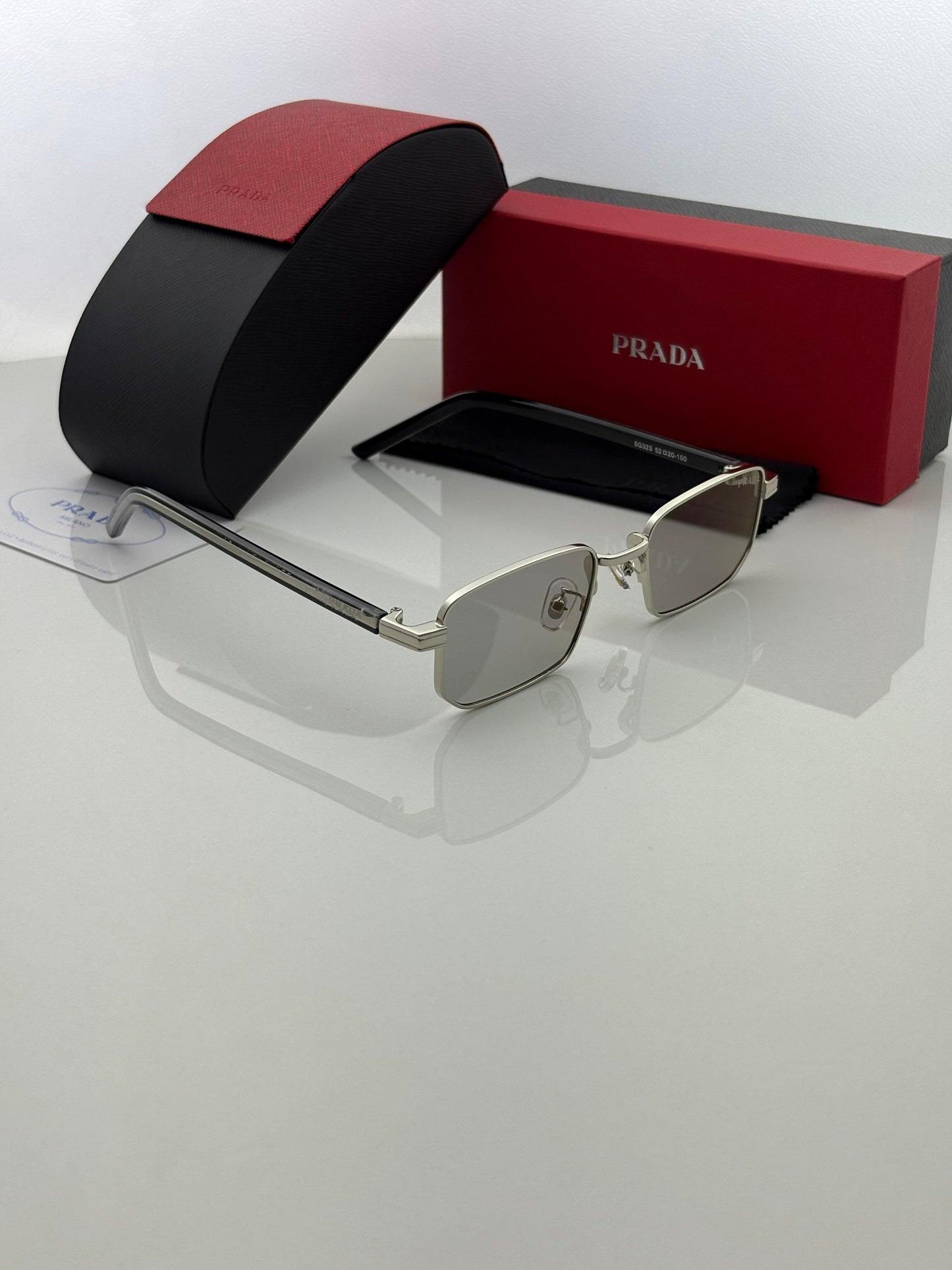 PRADA SUNGLASS