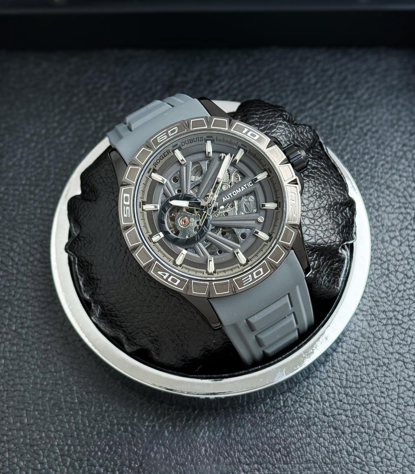 ROGER DUBUIS WATCH