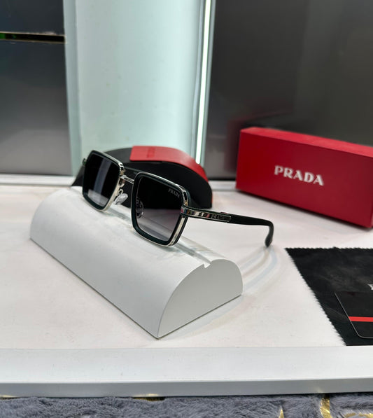 PRADA SUNGLASS