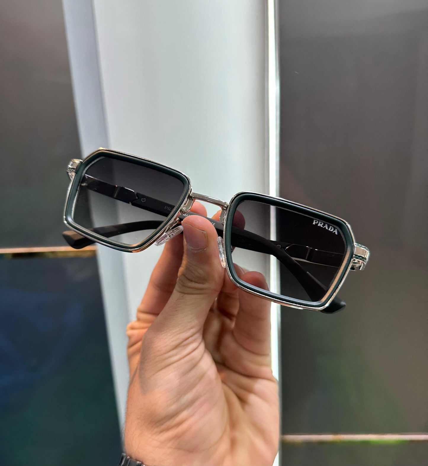 PRADA SUNGLASS