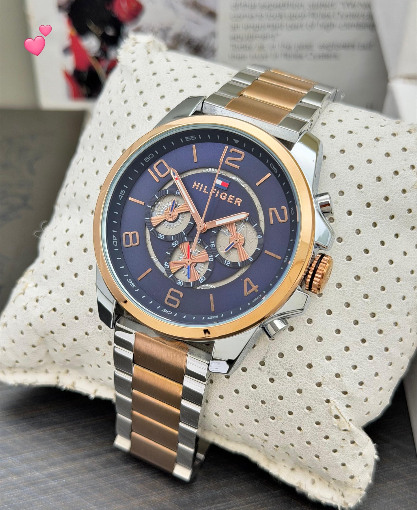 TOMMY HILFIGER WATCH