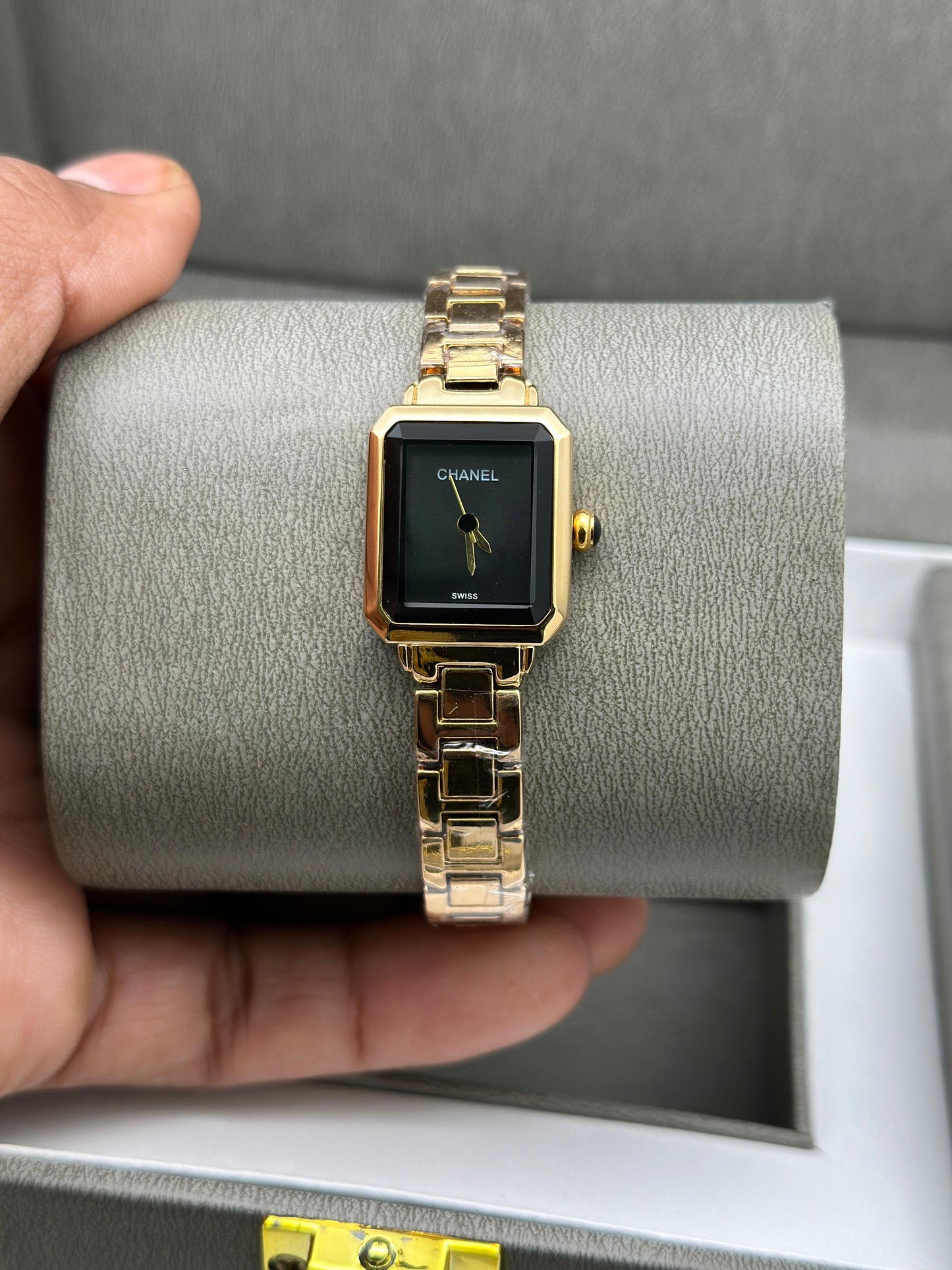 CHANEL LADIES WATCH