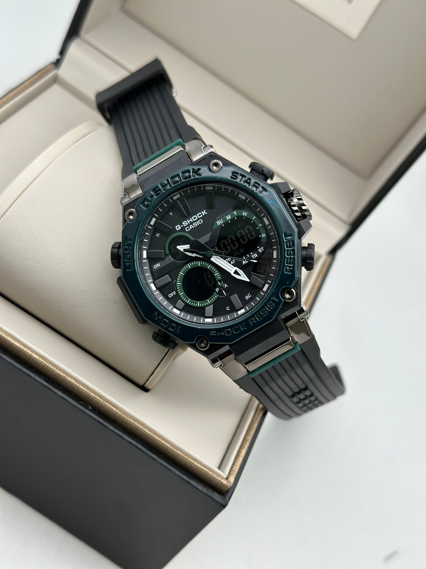 G-SHOCK WATCH