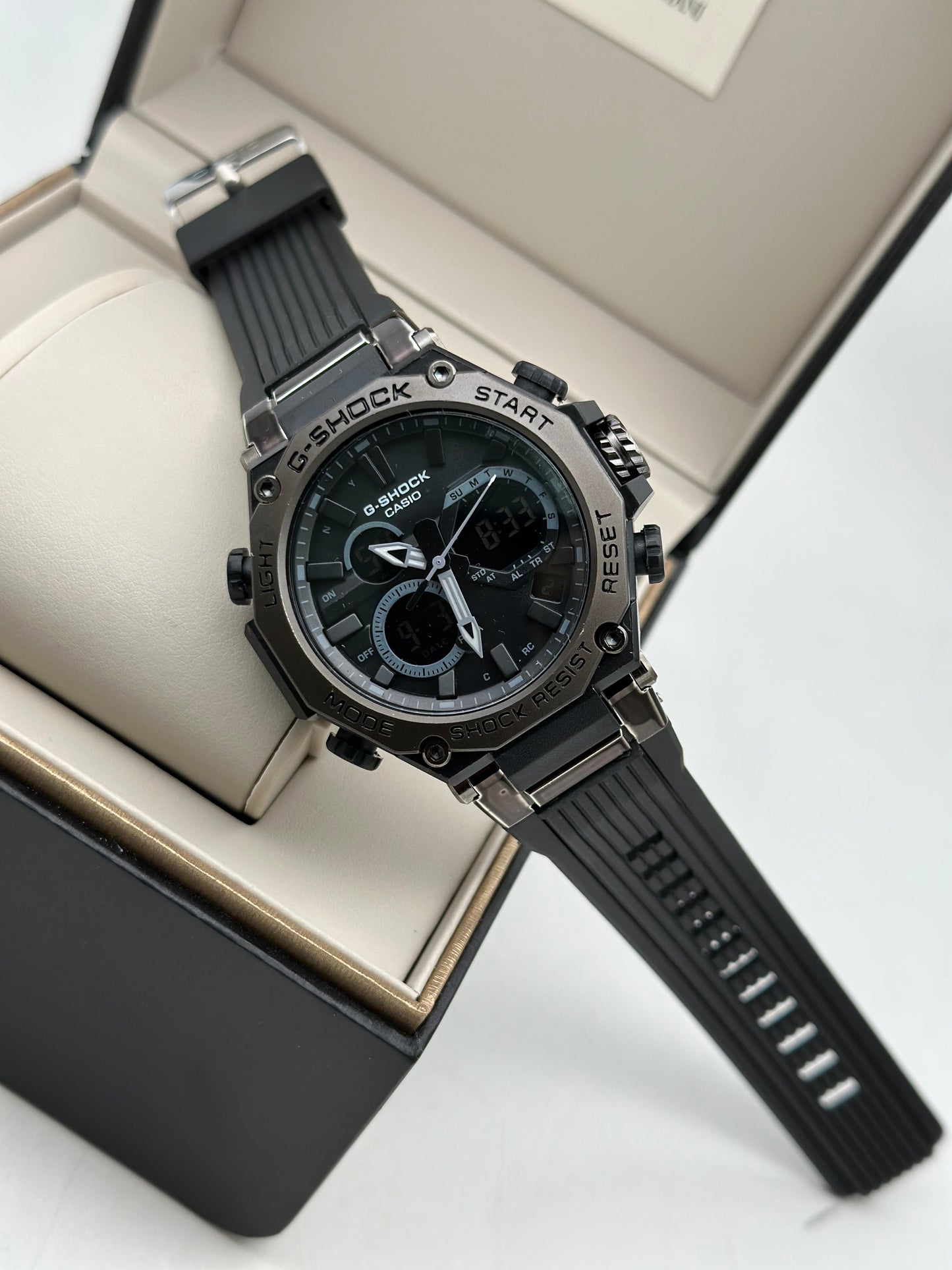 G-SHOCK WATCH