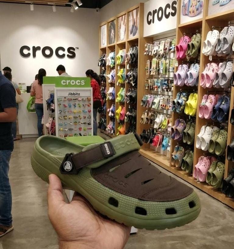 CROCS YUKON