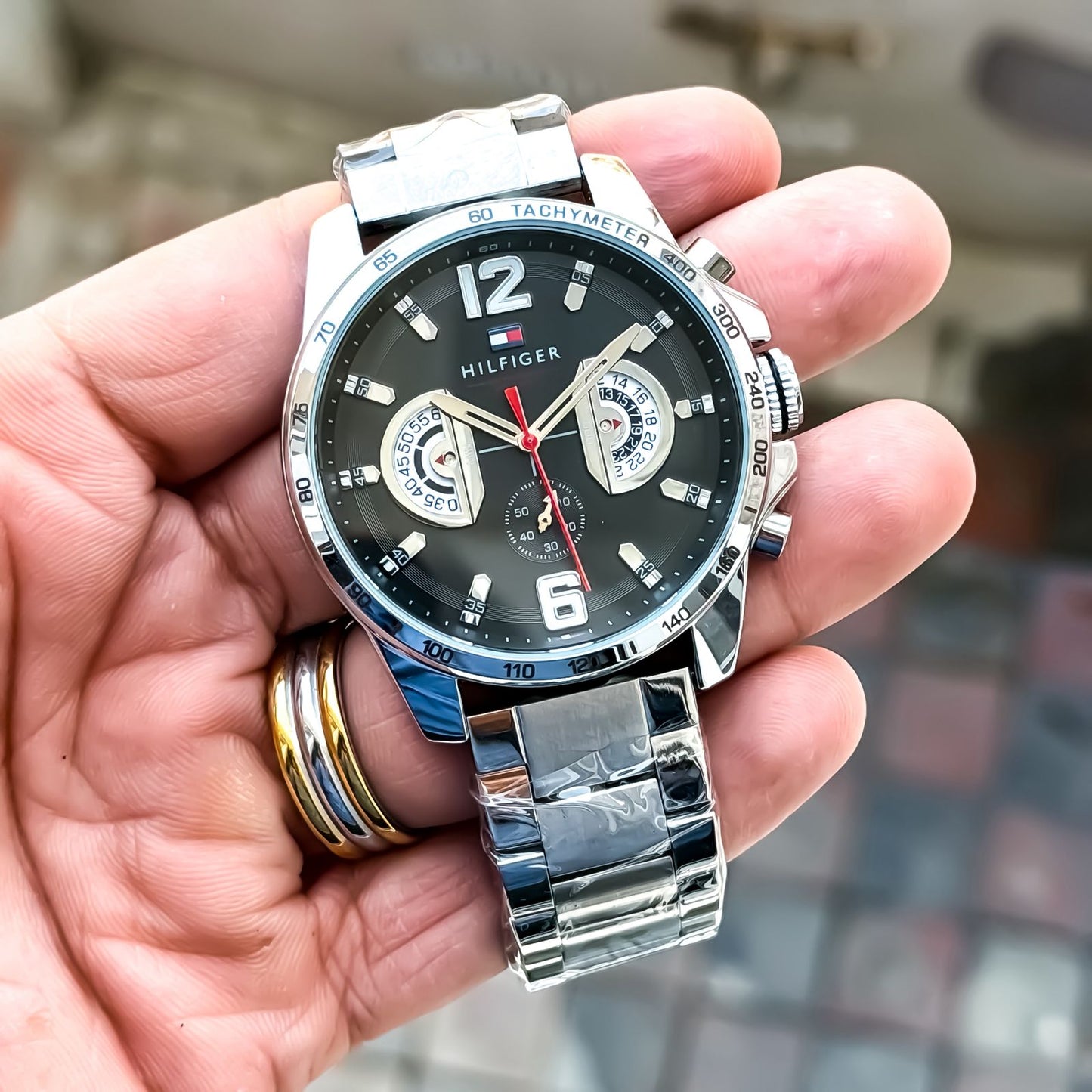 TOMMY HILFIGER WATCH