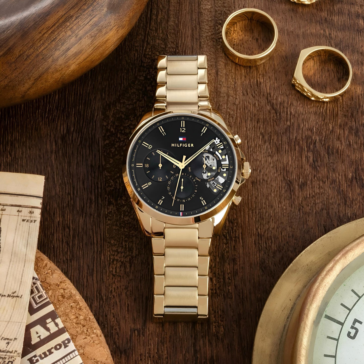 TOMMY HILFIGER WATCH