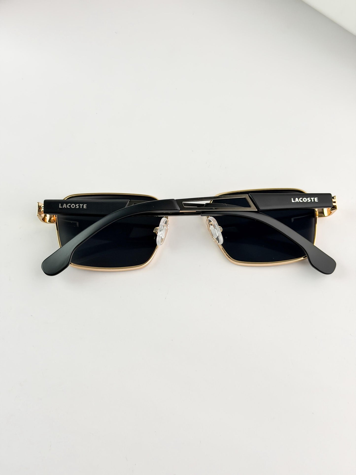 LACOSTE GOLD BLACK SUNGLASS