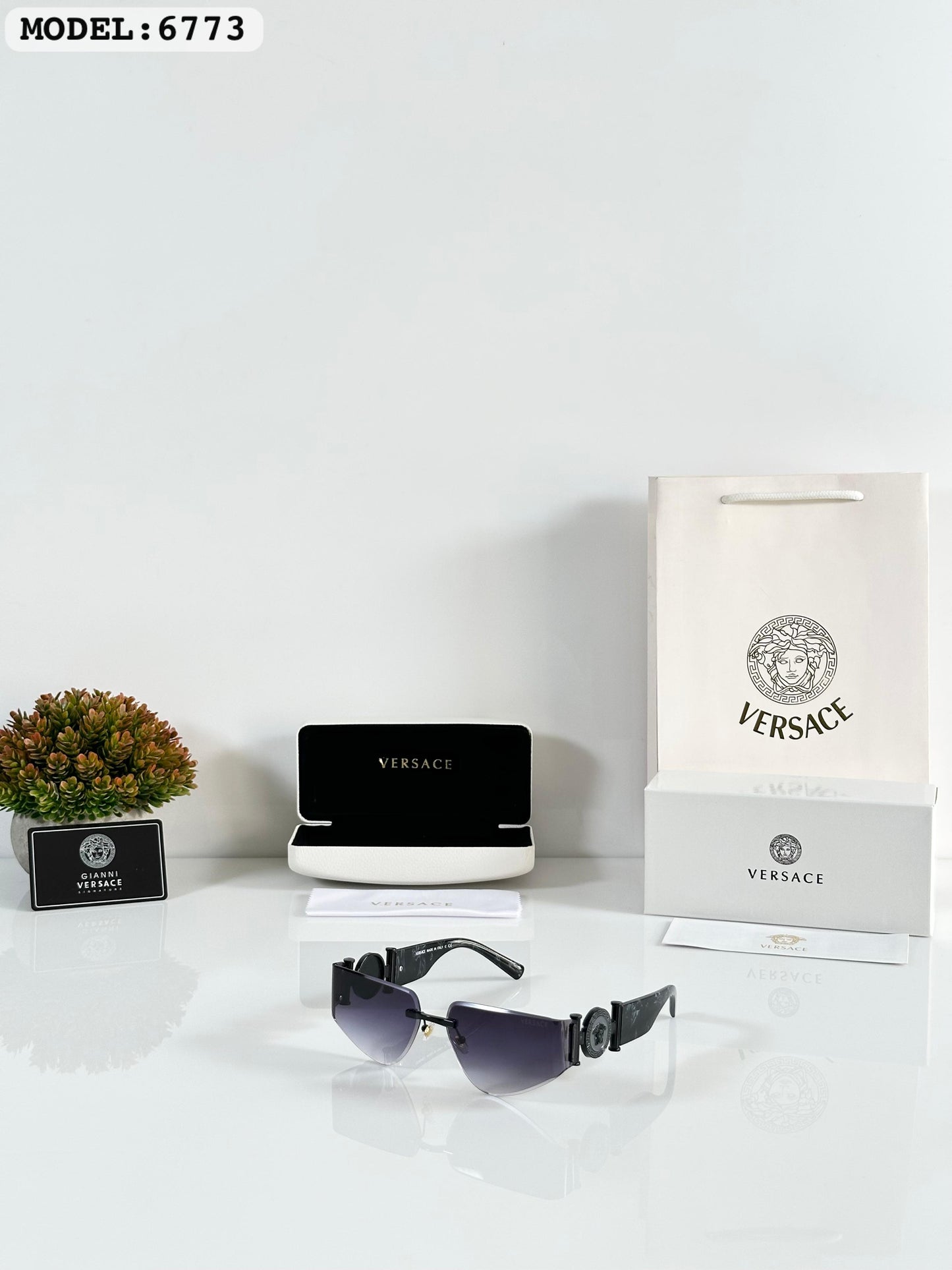 VERSACE SUNGLASS