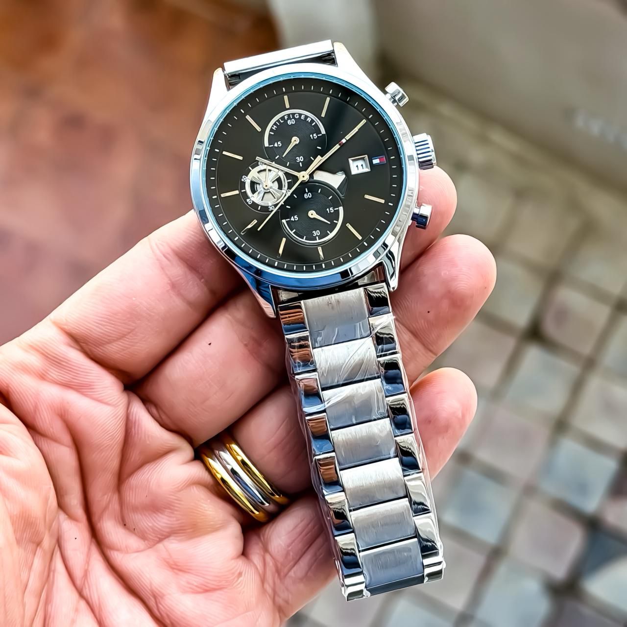 TOMMY HILFIGER WATCH