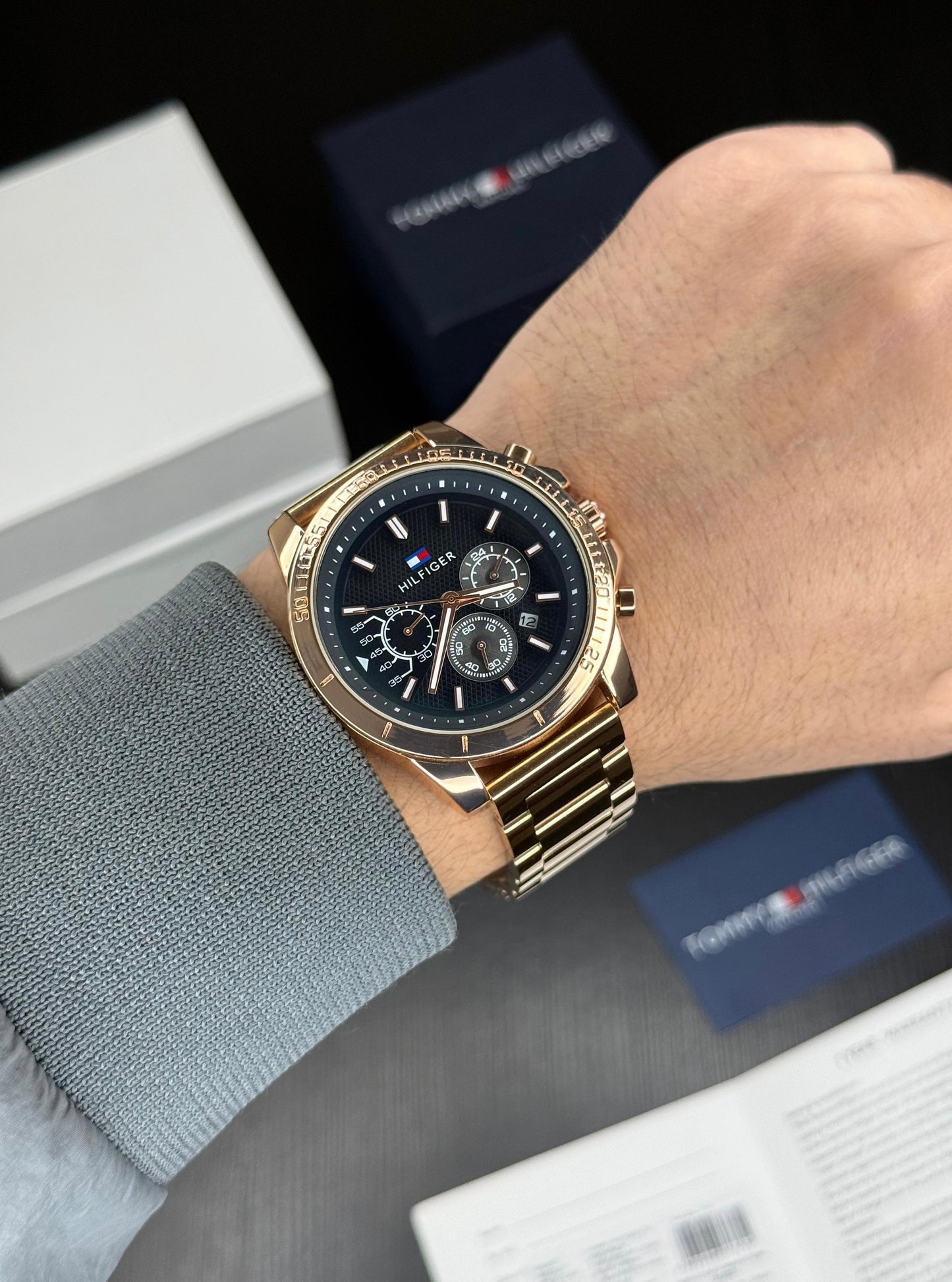 TOMMY HILFIGER WATCH