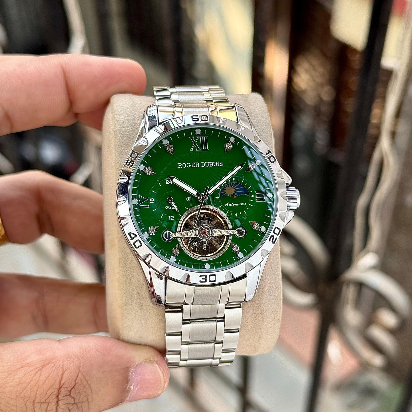 ROGER DUBUIS WATCH