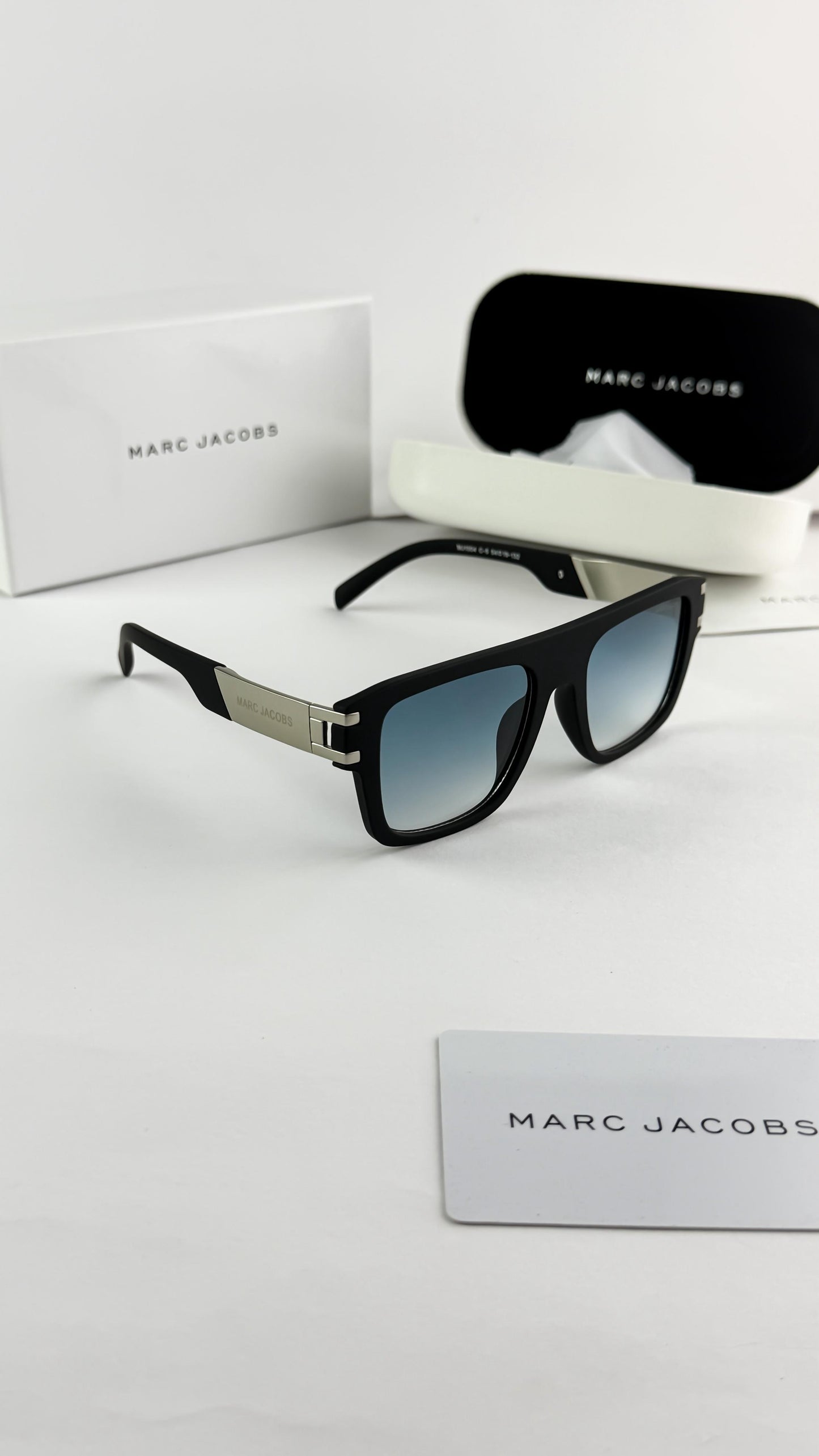 MARC JACOBS SUNGLASS