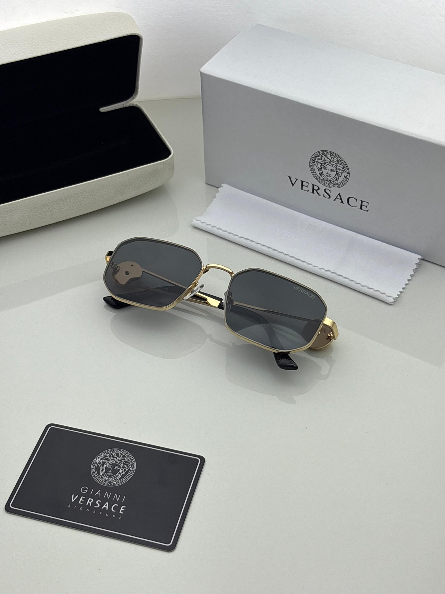 VERSACE SUNGLASS