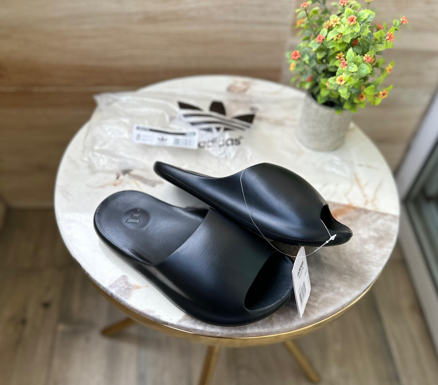 ADIDAS SLIDE