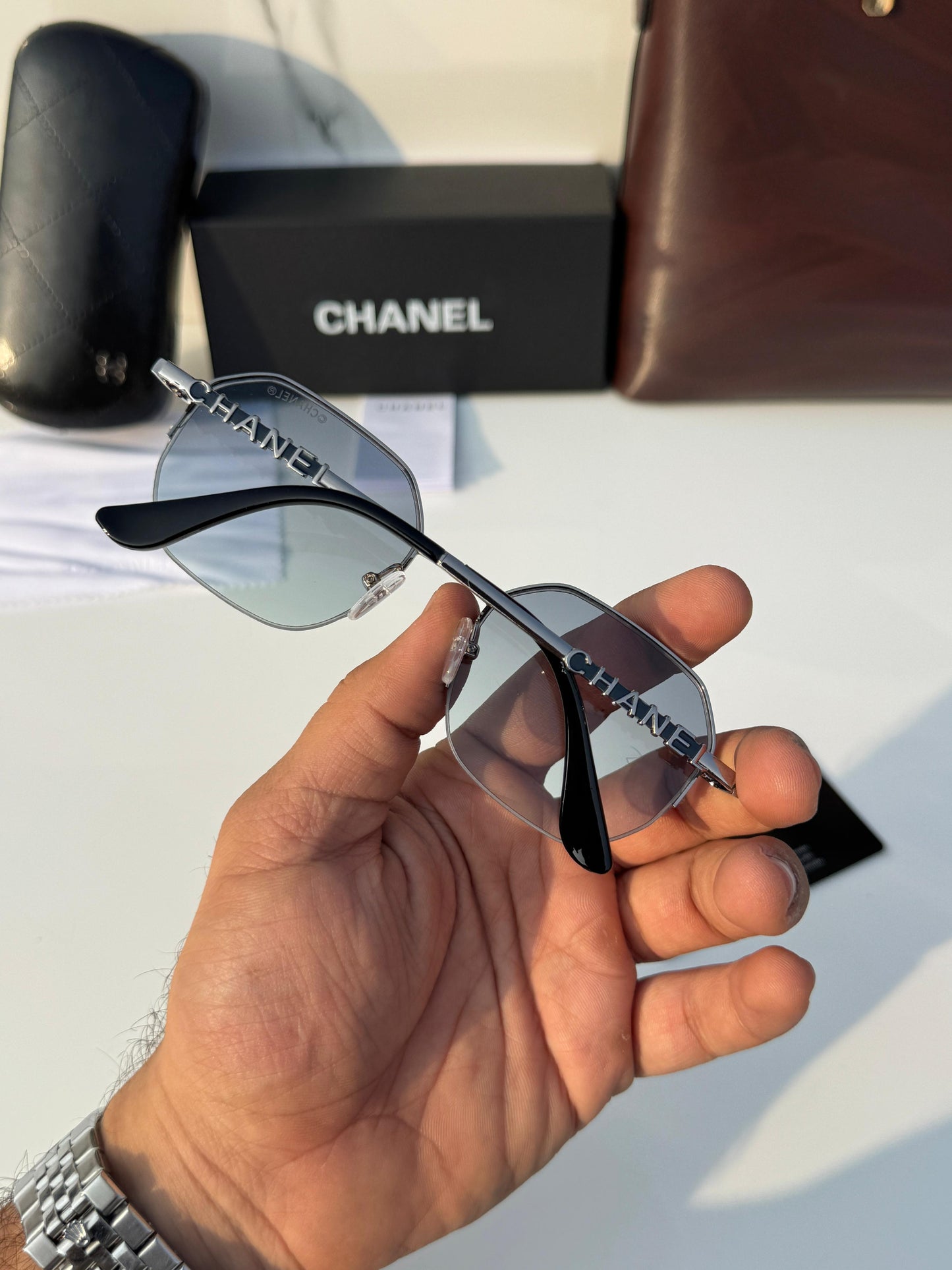 CHANEL SUNGLASS