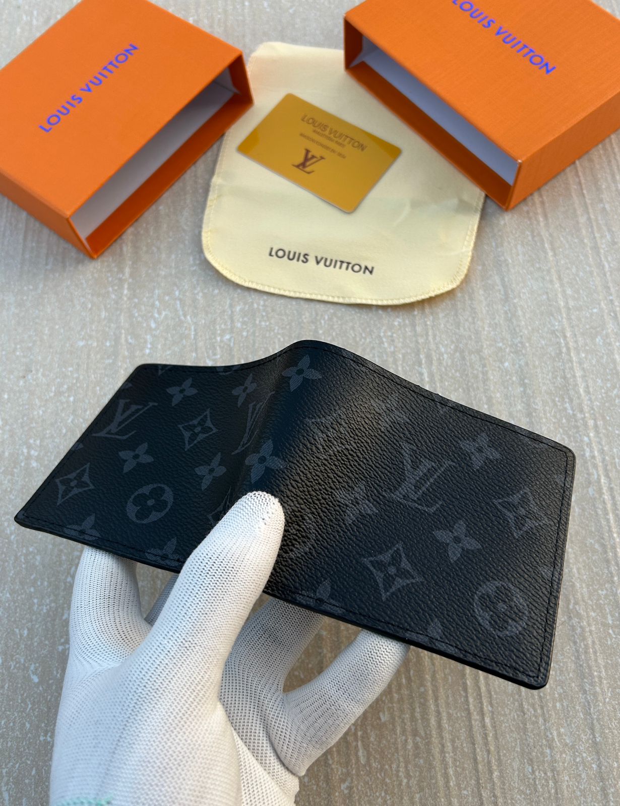 LOUIS VUITTON WALLET