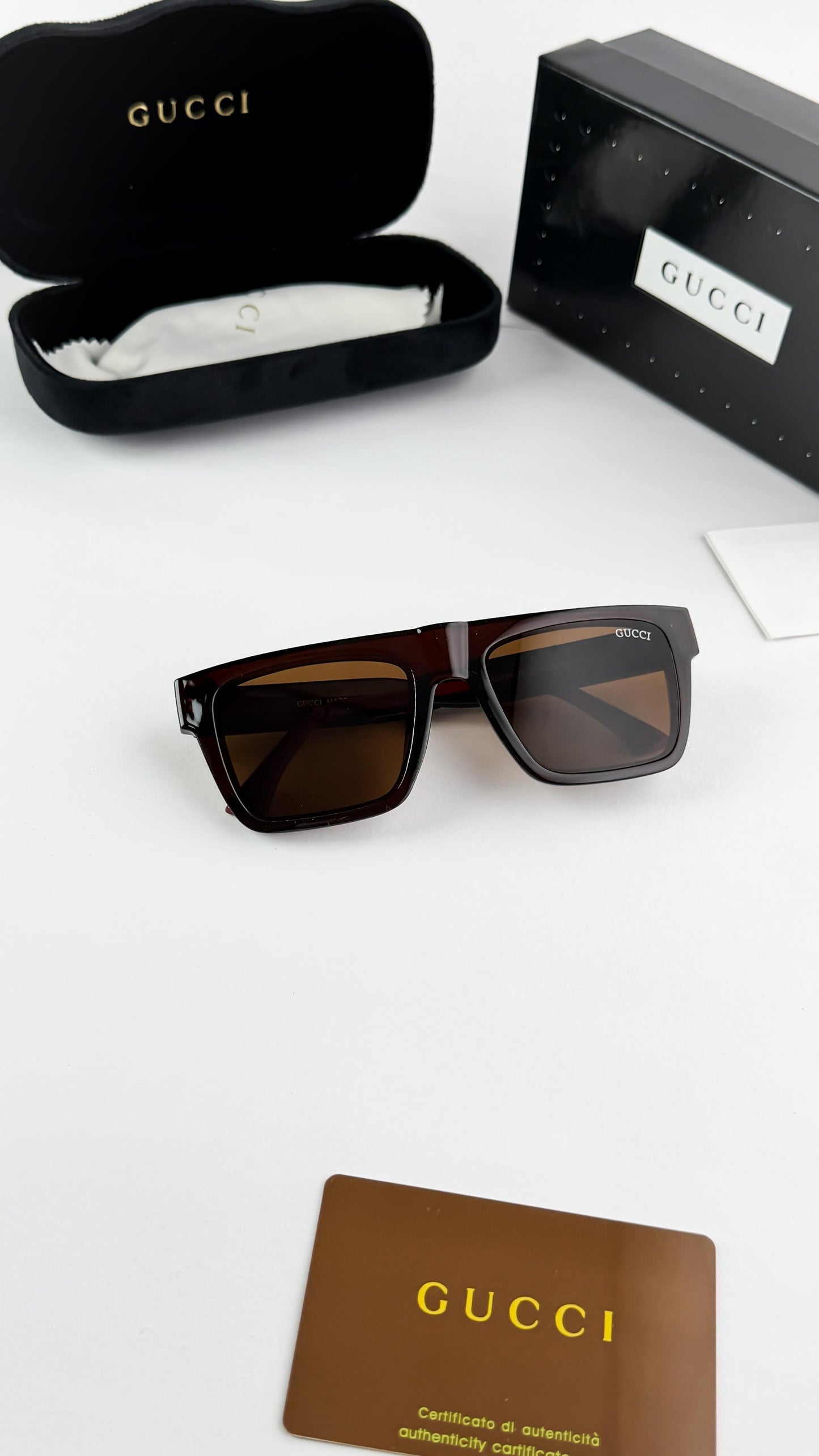 GUCCI SUNGLASS