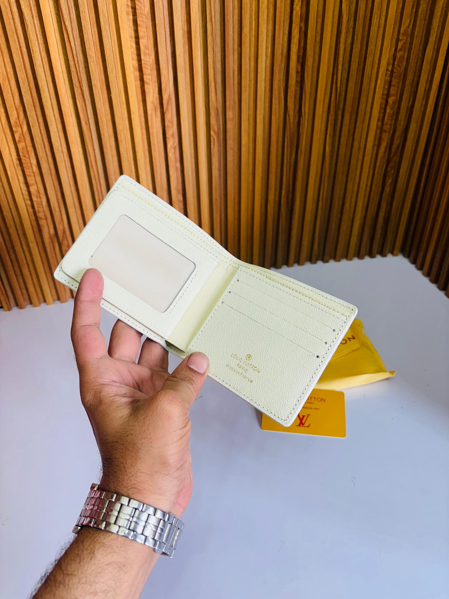 LOUIS VUITTON WALLET