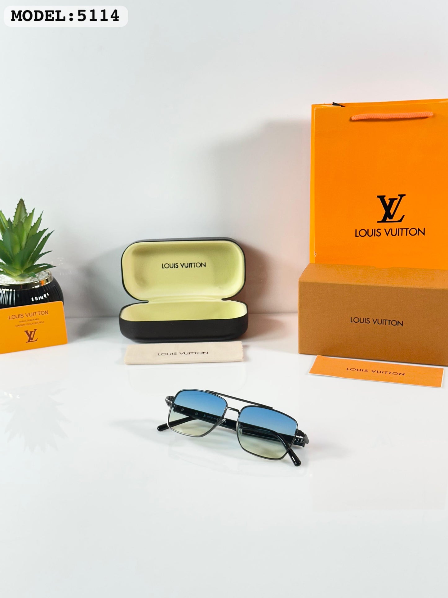 LOUIS VUITTON SUNGLASS