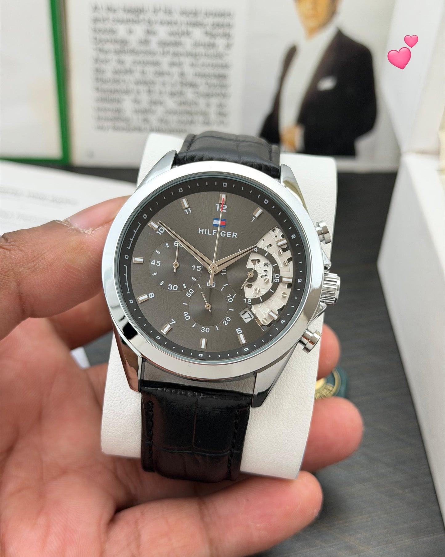 TOMMY HILFIGER WATCH