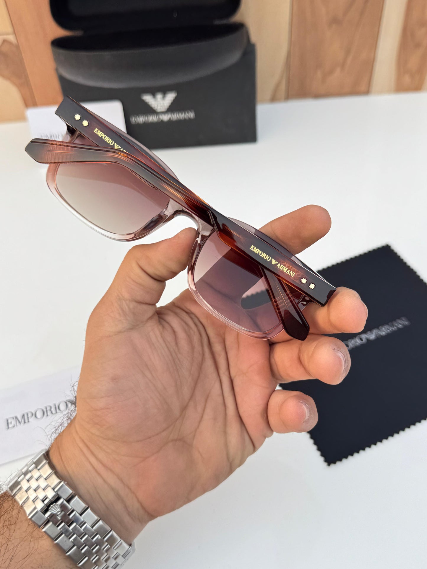EMPORIO ARMANI SUNGLASS