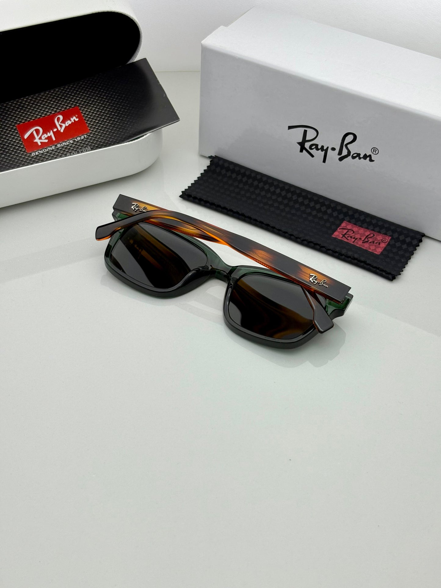 RAYBAN SUNGLASS