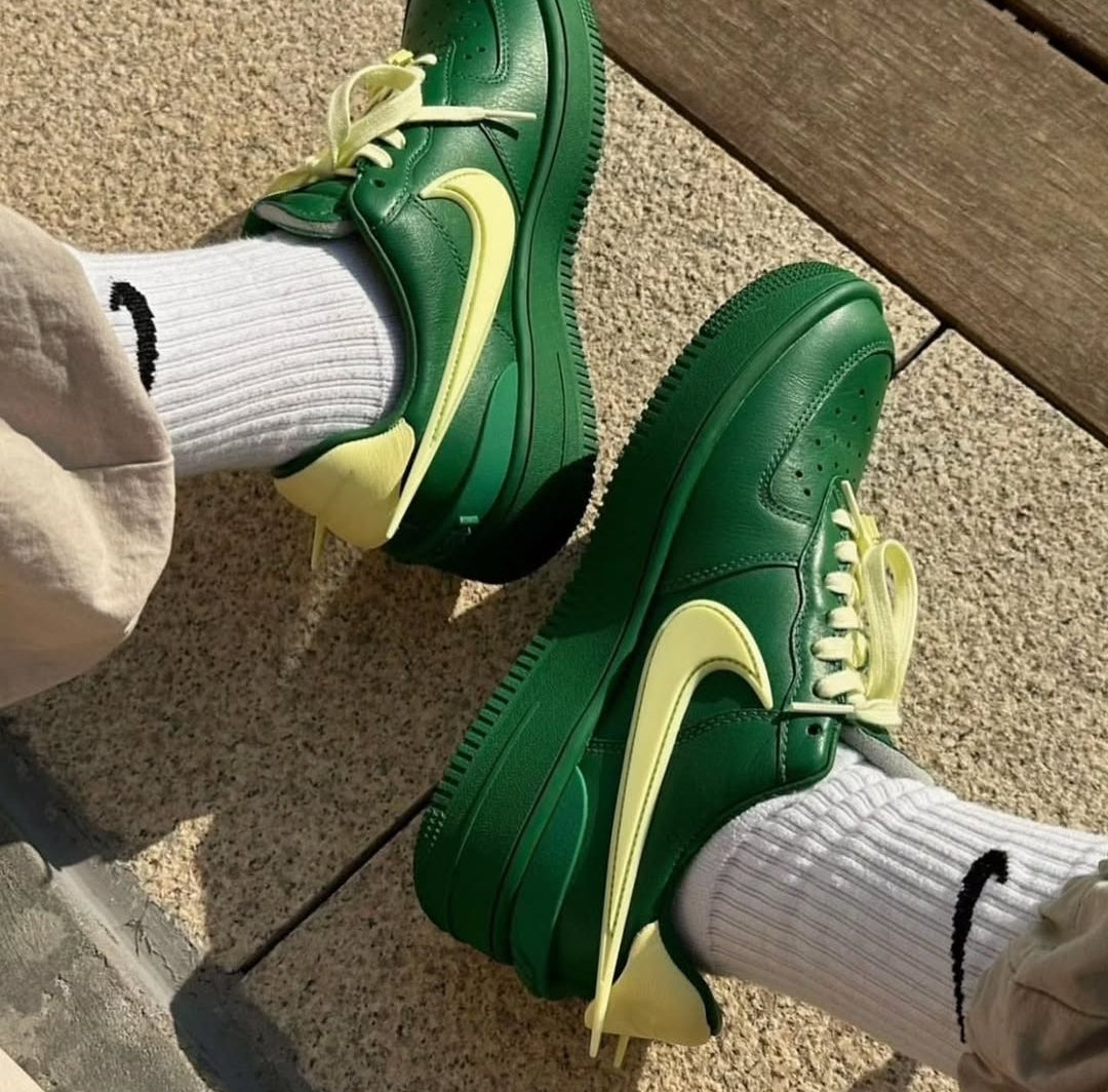 NIKE AIRFORCE X AMBUSH LOW SB PINE GREEN