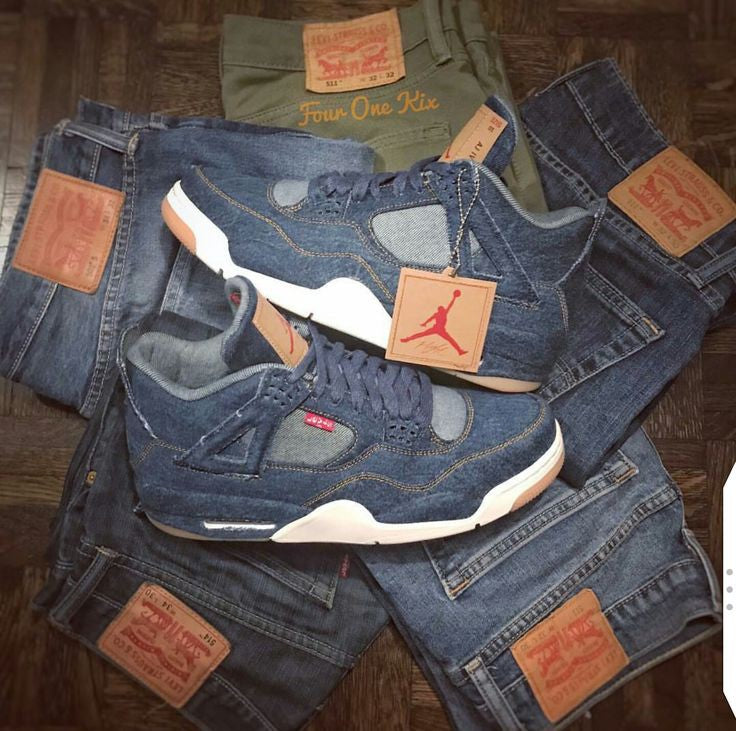 AIR JORDAN 4 X LEVIS DENIM BLUE  U.A