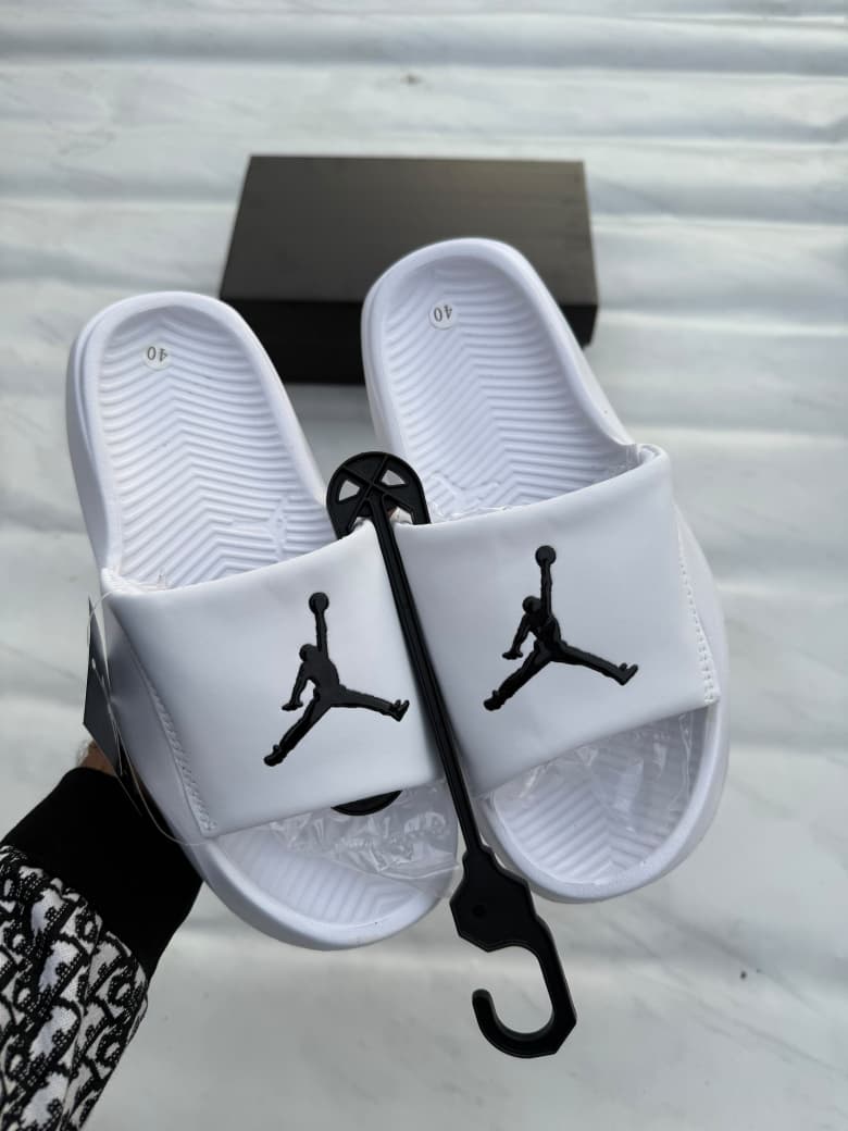 JORDAN FLIP FLOP