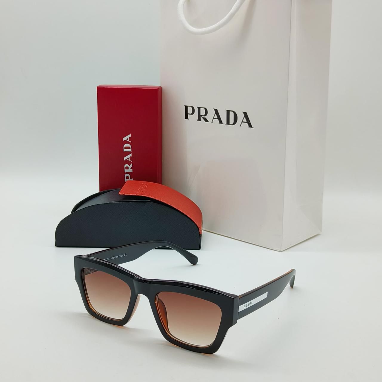 SUNGLASSES