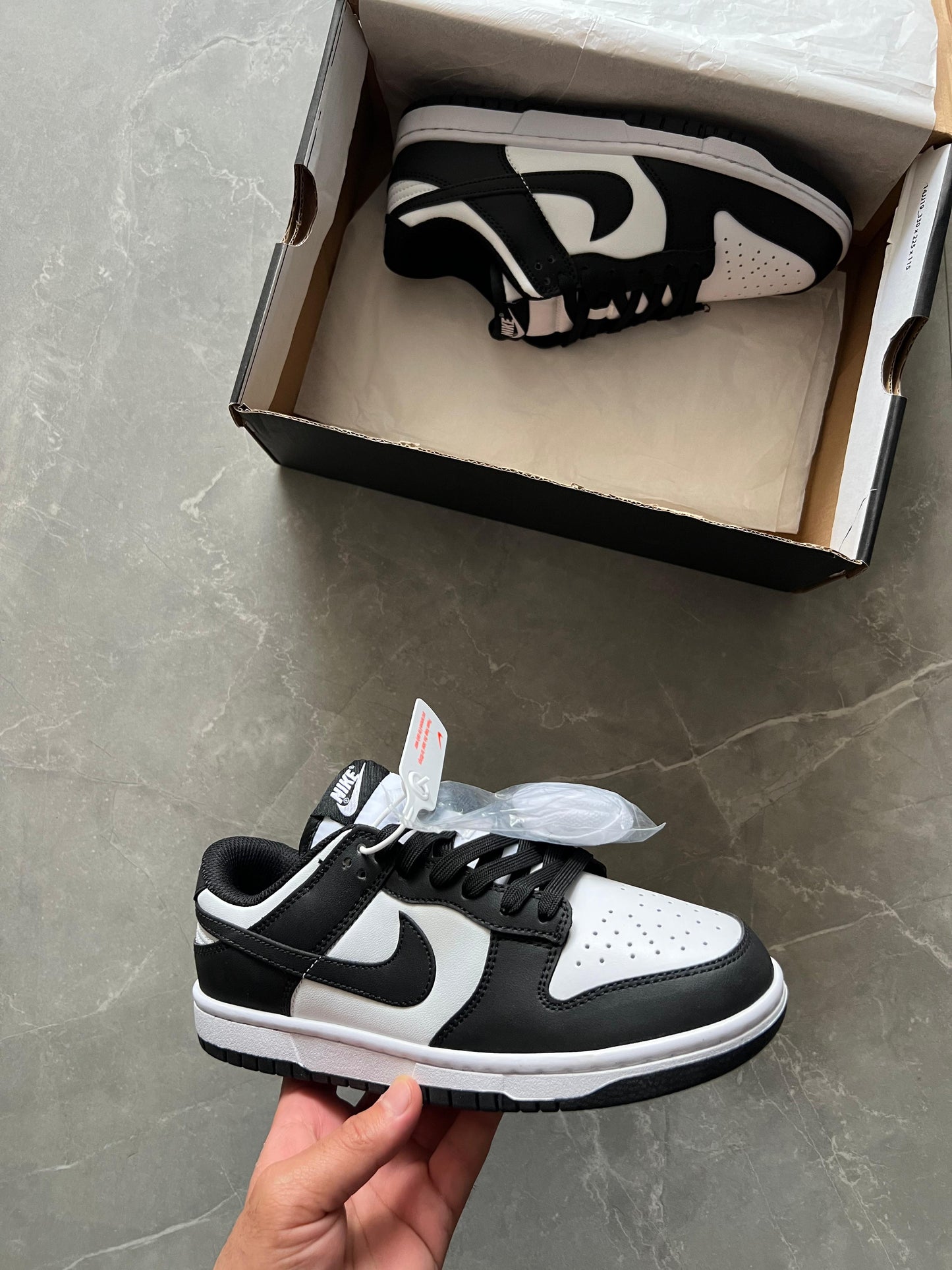 NIKE SB DUNK