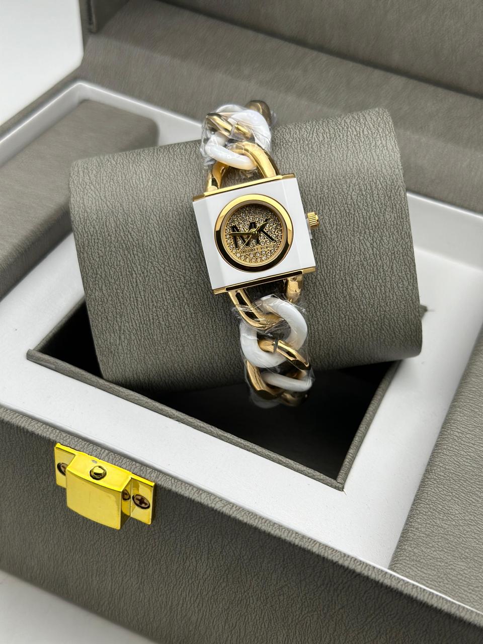 LADIES WATCH