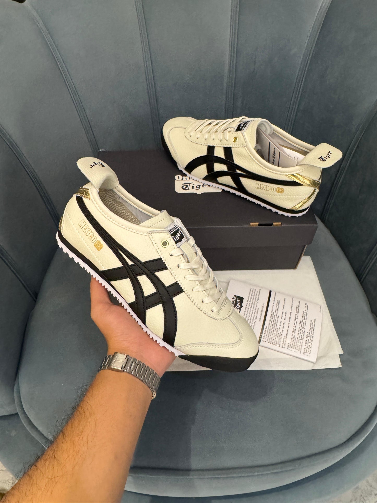 ONITSUKA  TIGER LEATHER MEXICO 66