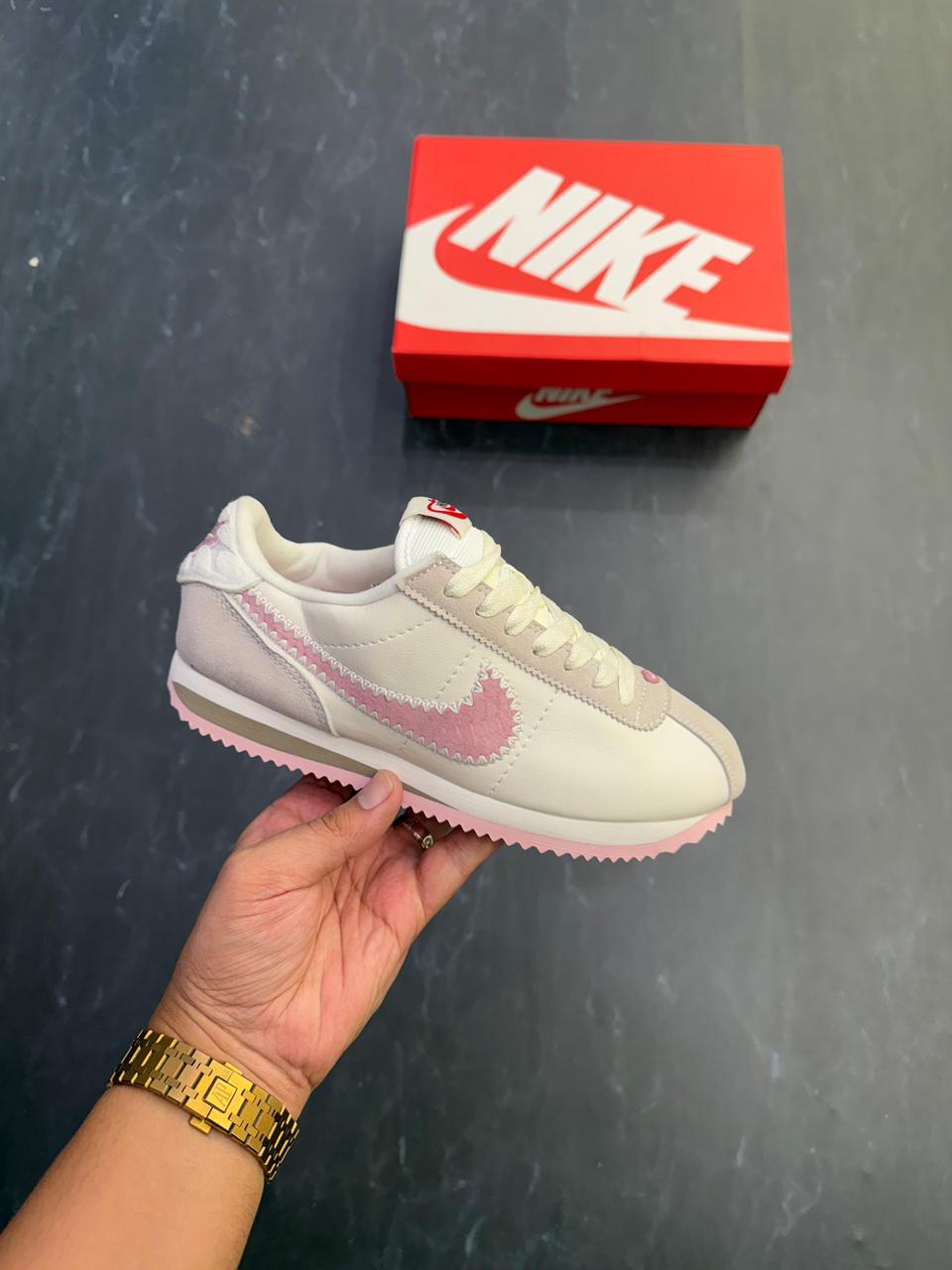 NIKE CORTEZ VALENTINE