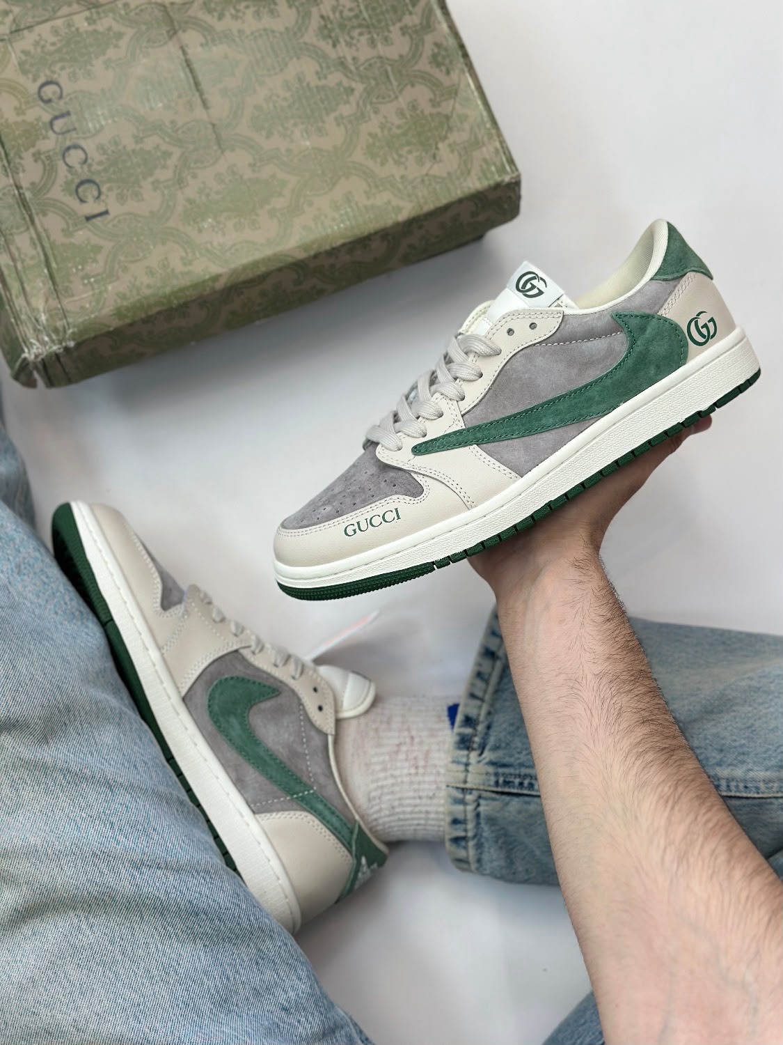 NIKE AIR JORDAN 1 X TRAVIS SCOTT GUCCI GREEN BEIGE