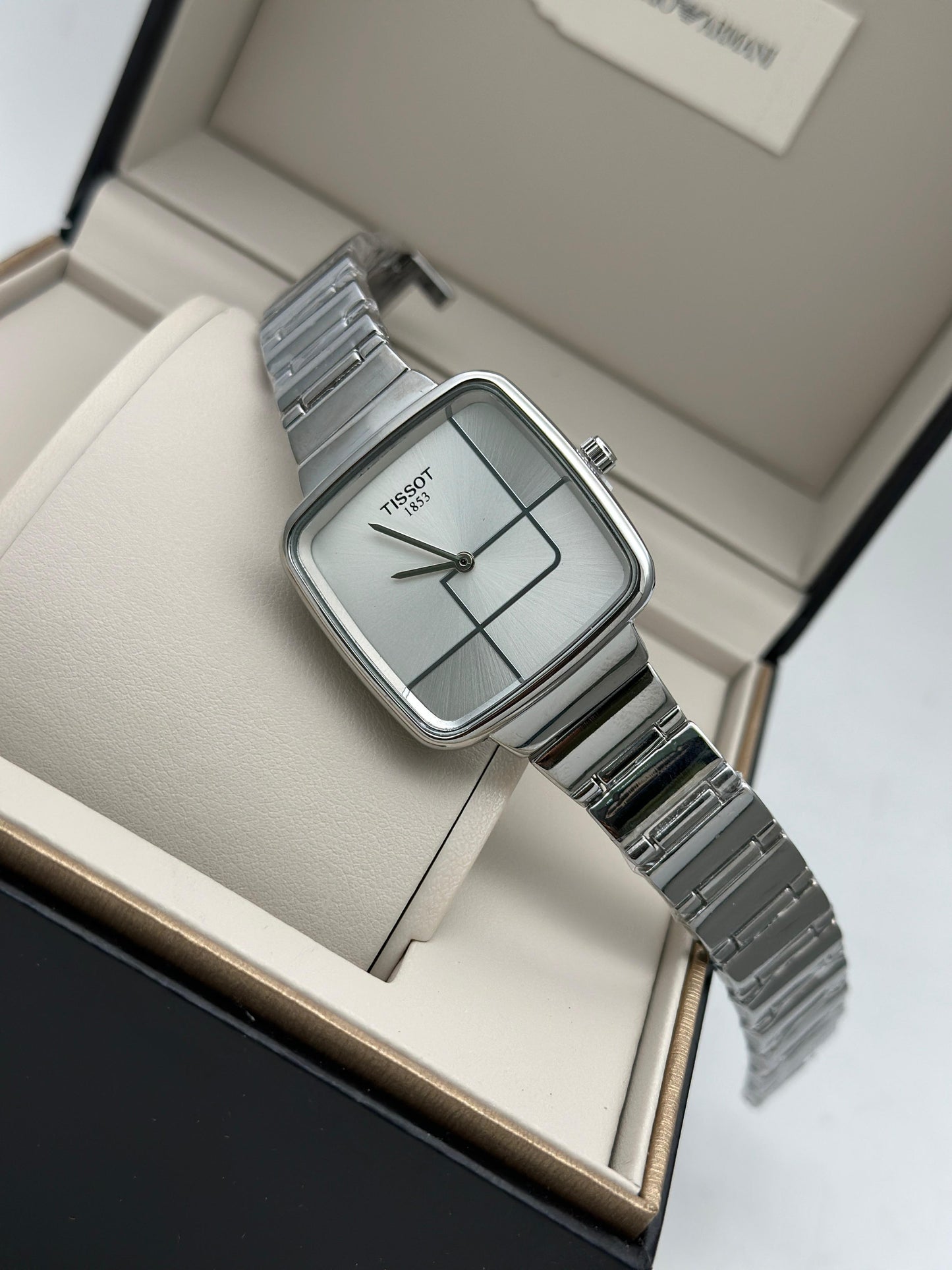 TISSOT LADDIES WATCH