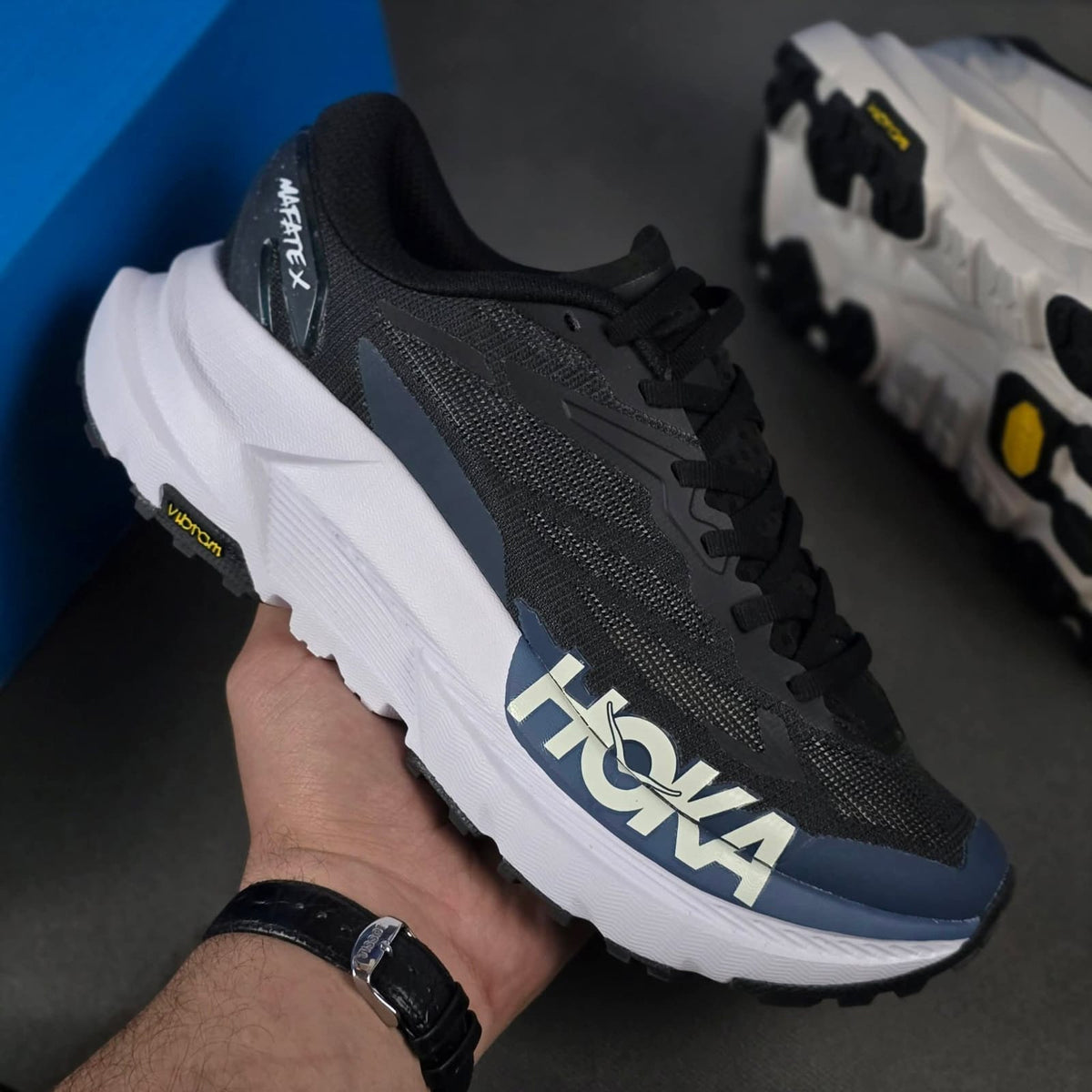 HOKA MAFATE X TRAIL RUNNING BLACK SKYWARD BLUE