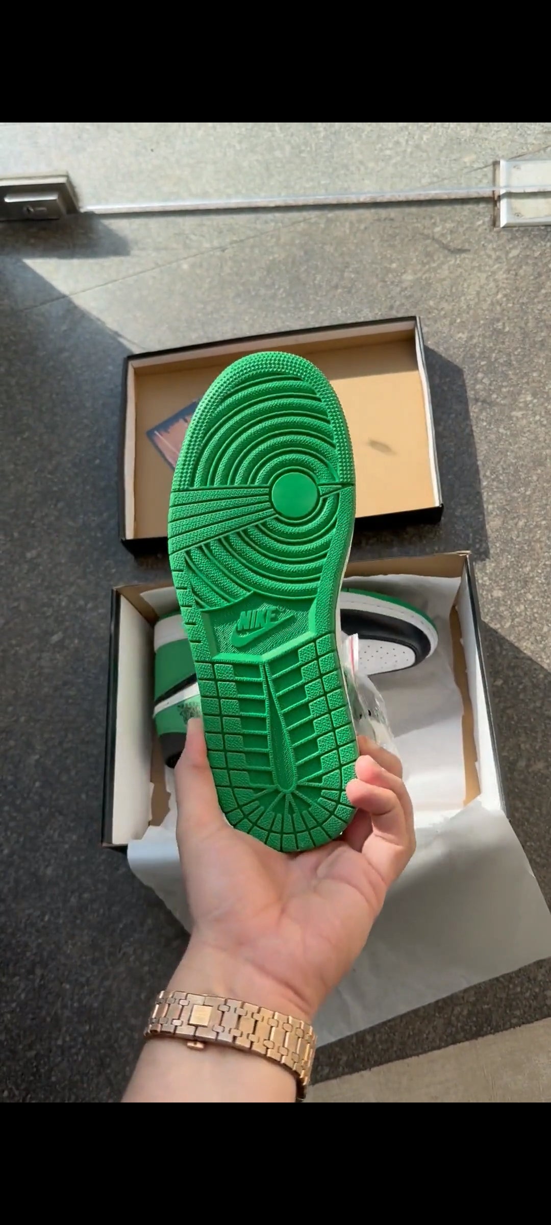 JORDAN 1 RETRO HIGH LUCKY GREEN U.A